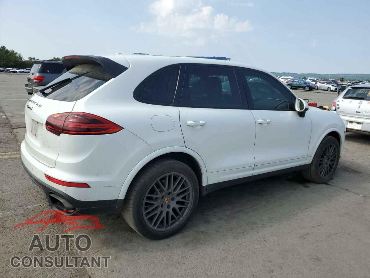 PORSCHE CAYENNE 2017 - WP1AA2A24HKA89891