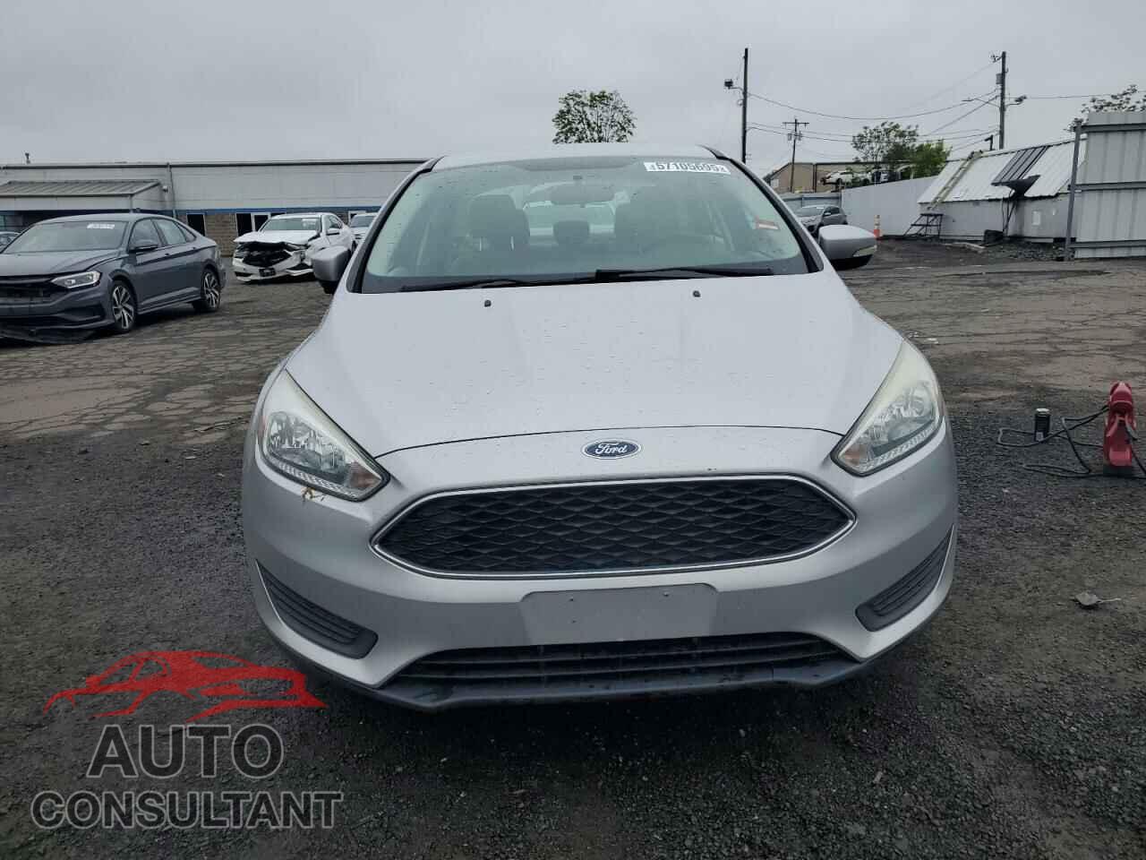 FORD FOCUS 2016 - 1FADP3F28GL240399