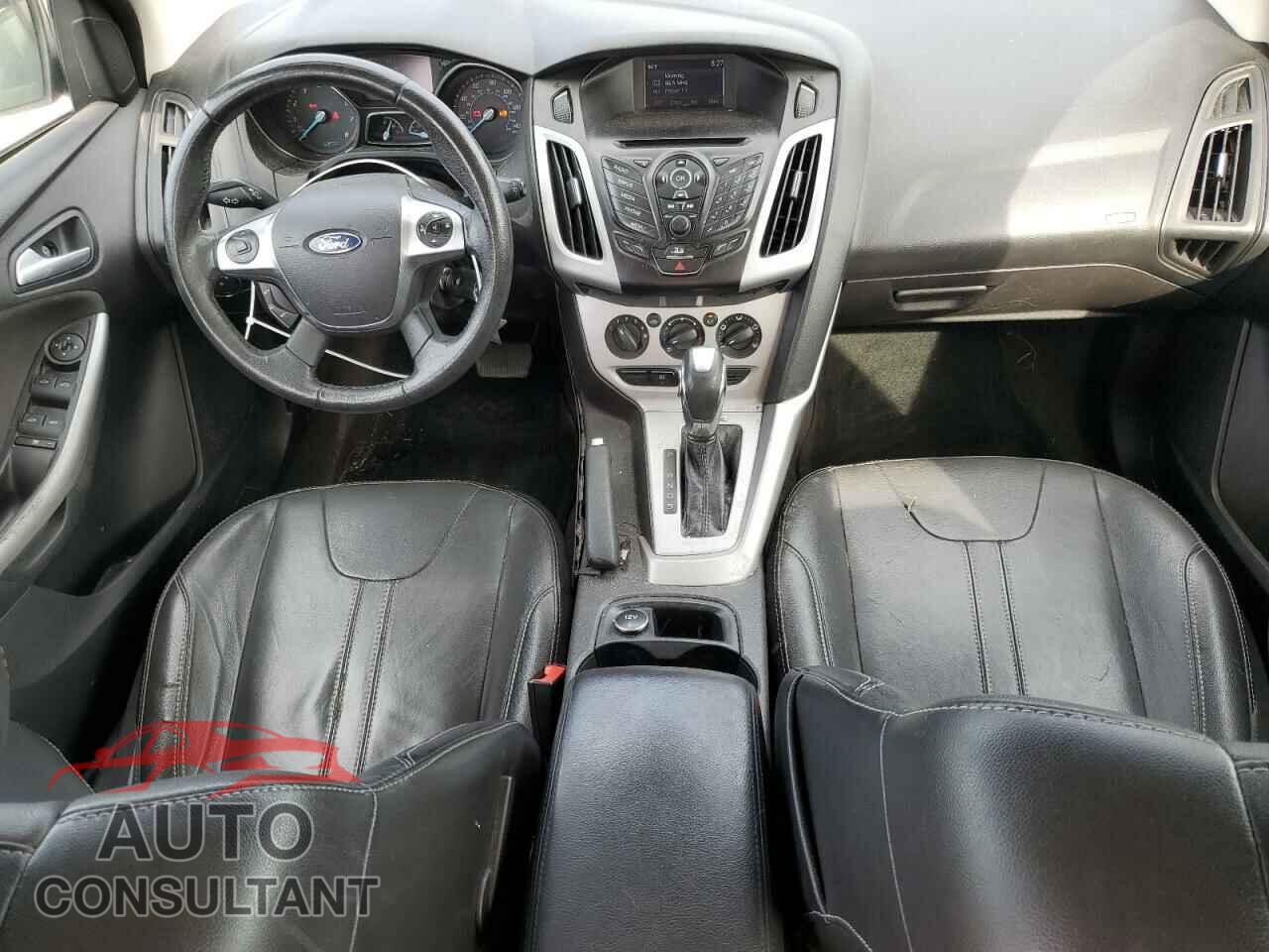 FORD FOCUS 2014 - 1FADP3K25EL318351
