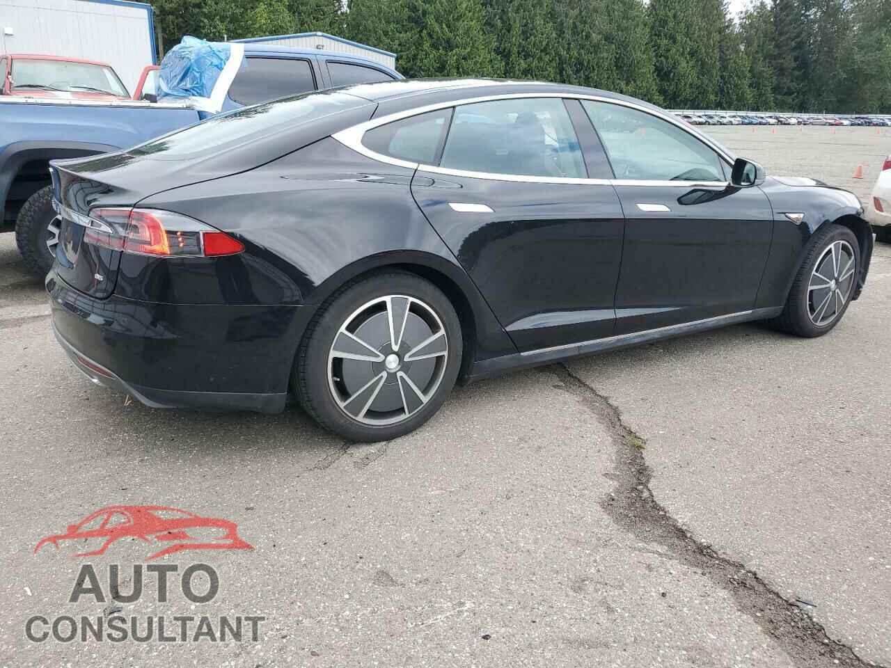 TESLA MODEL S 2013 - 5YJSA1DN0DFP20097