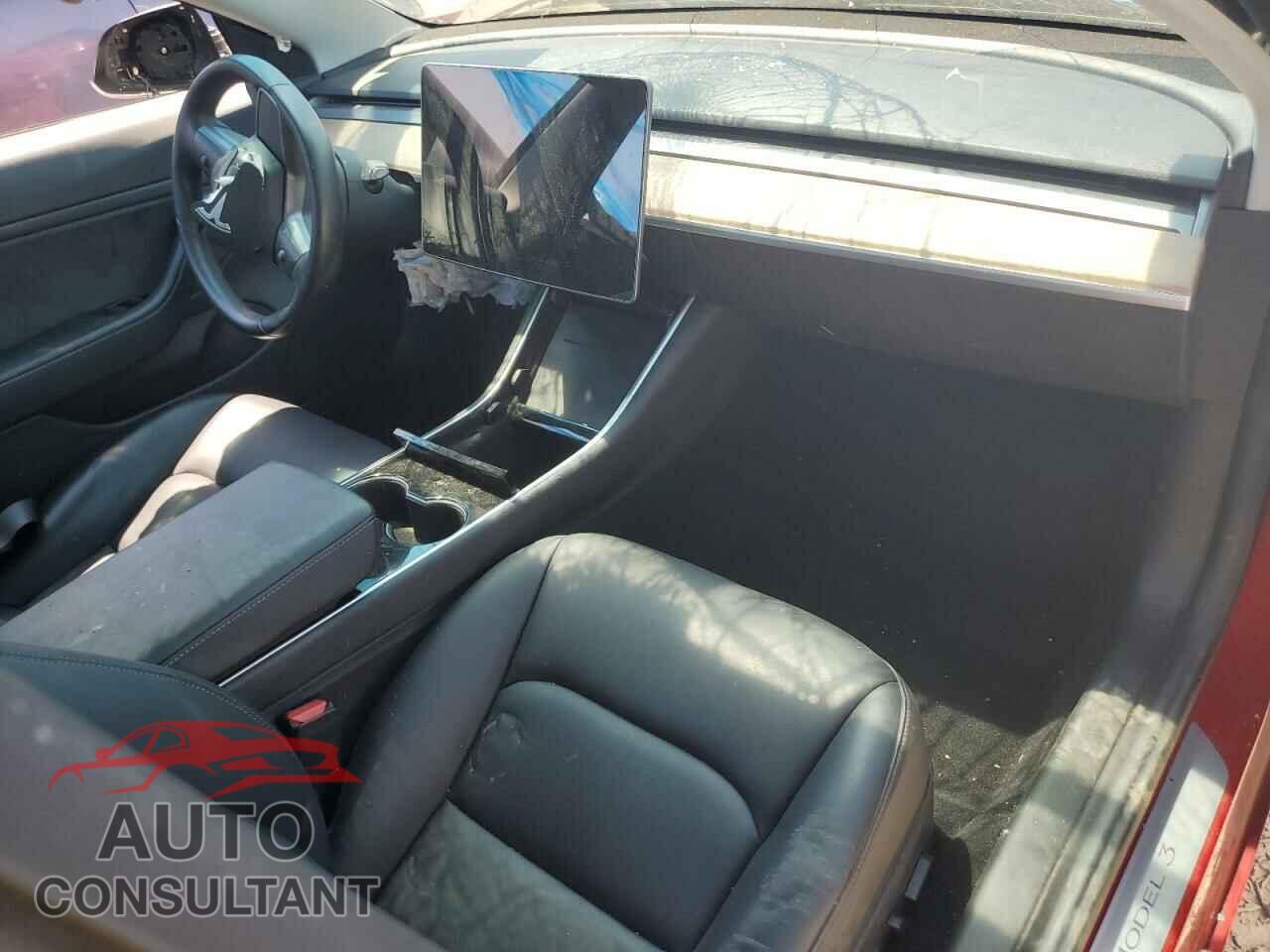 TESLA MODEL 3 2018 - 5YJ3E1EA8JF041372