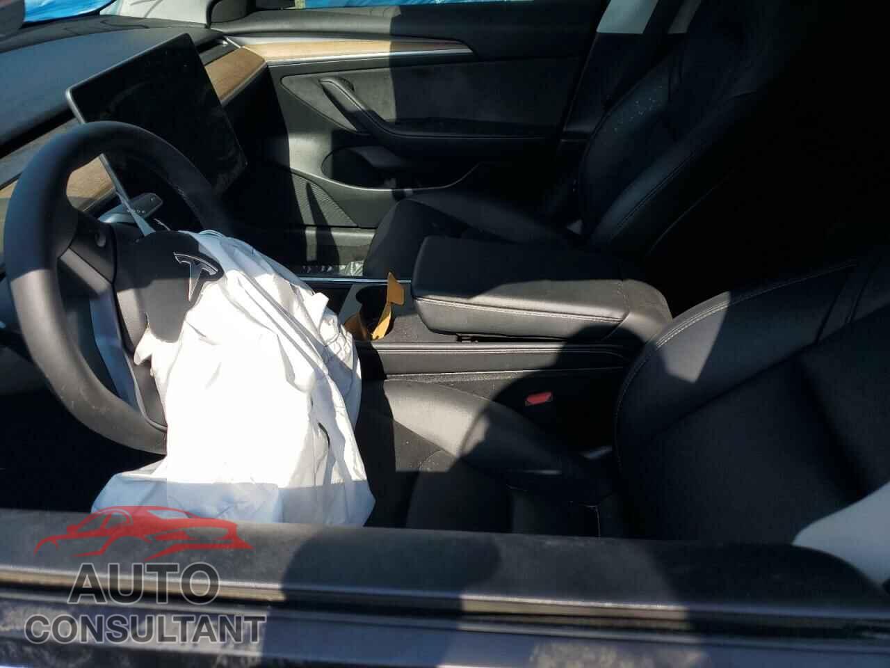 TESLA MODEL 3 2022 - 5YJ3E1EB4NF272607