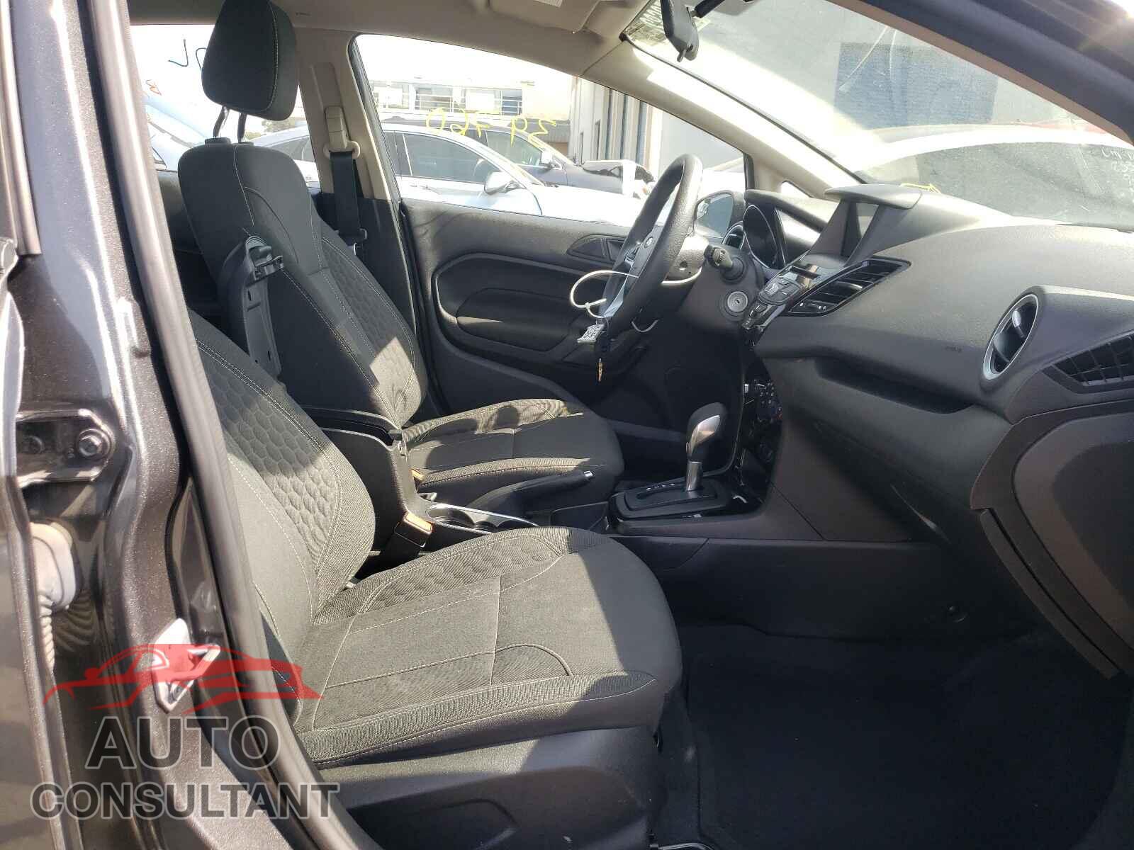 FORD FIESTA 2019 - 3FADP4EJ3KM131113