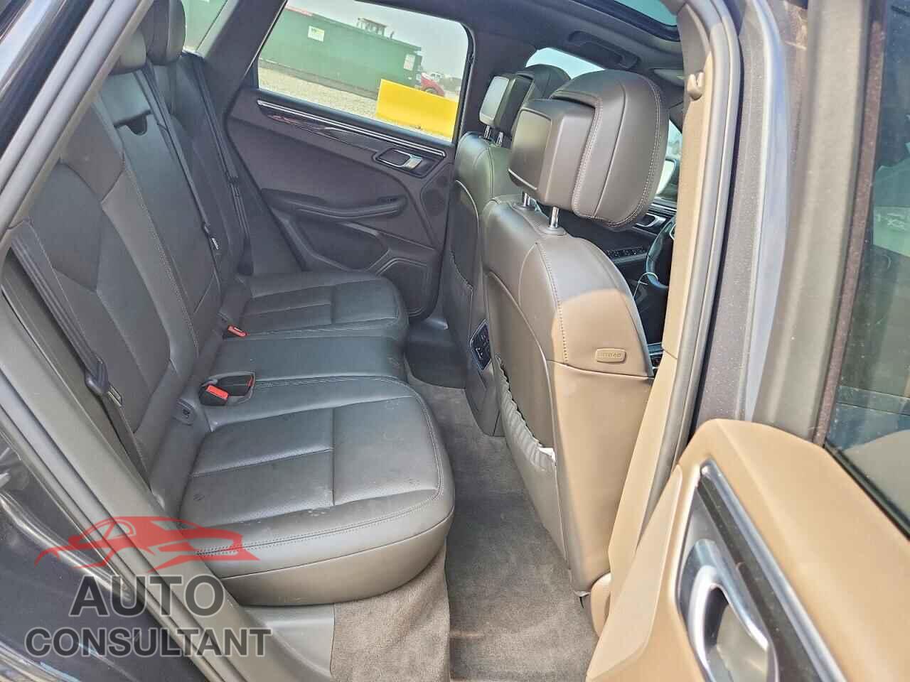 PORSCHE MACAN 2017 - WP1AB2A54HLB13740