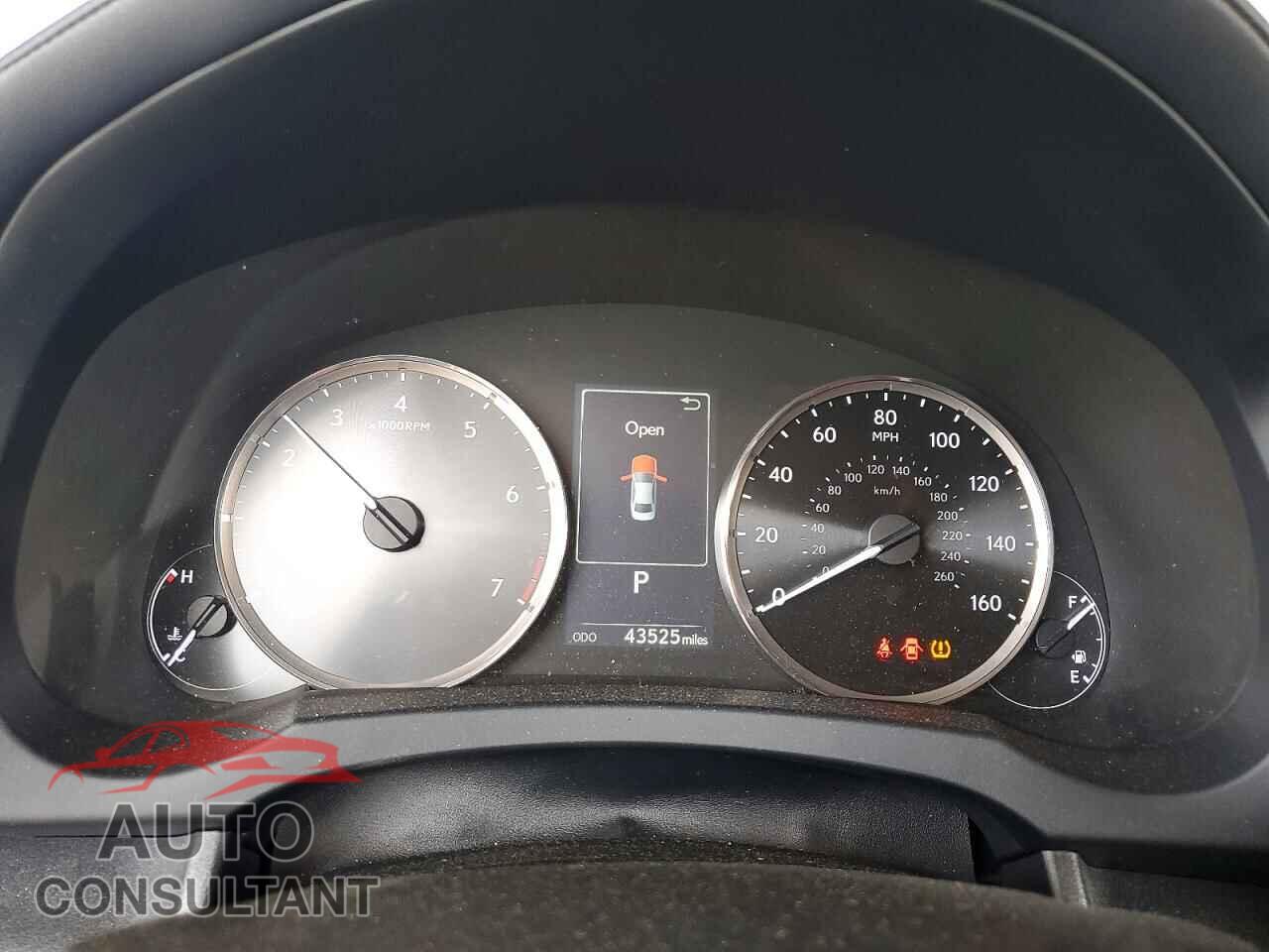 LEXUS IS 2017 - JTHCM1D29H5020943