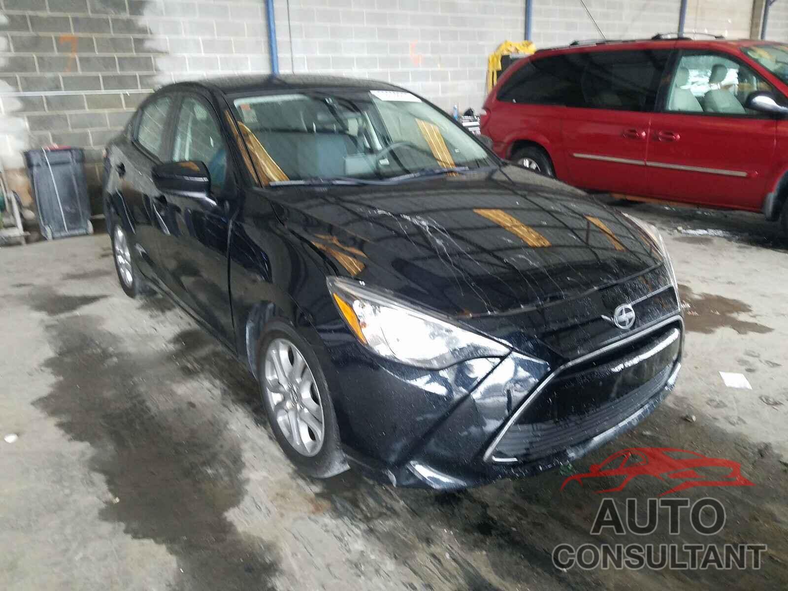 TOYOTA SCION 2016 - 3MYDLBZV8GY105566