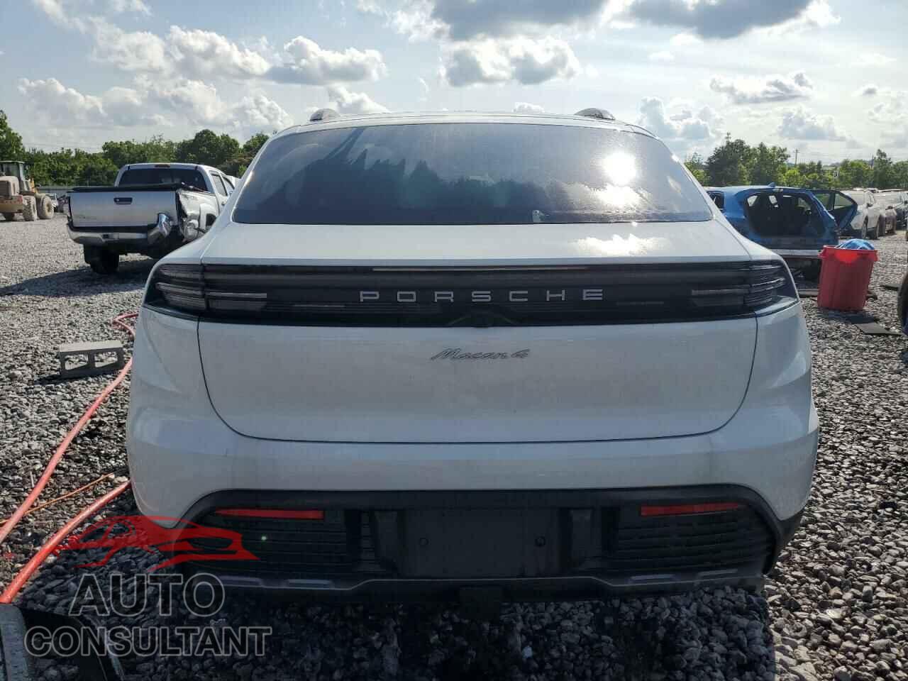 PORSCHE MACAN 4 2024 - WP1AA2XA1RL002214