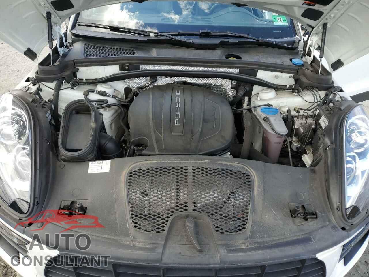 PORSCHE MACAN 2018 - WP1AA2A52JLB21473