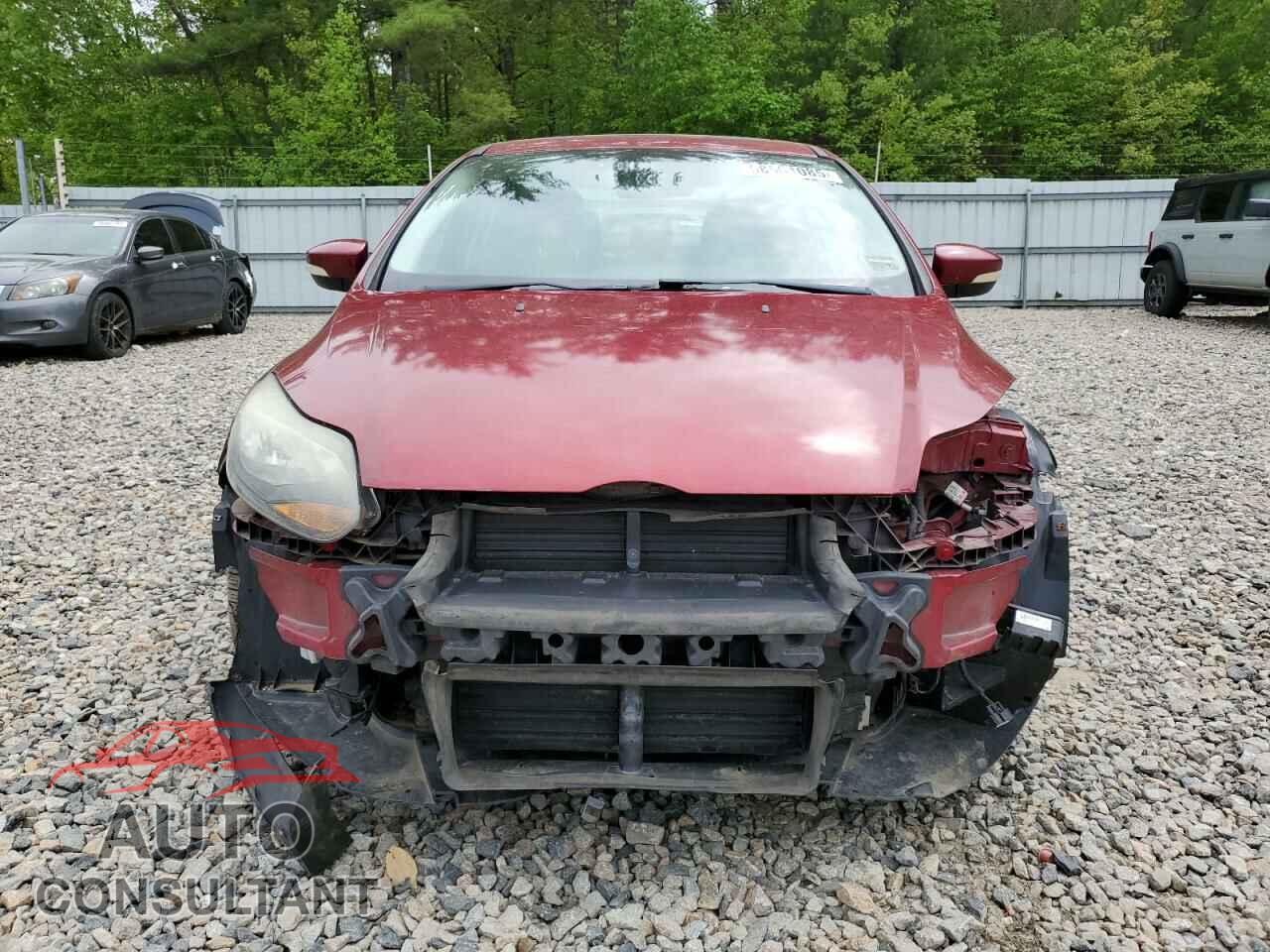 FORD FOCUS 2014 - 1FADP3J20EL352909