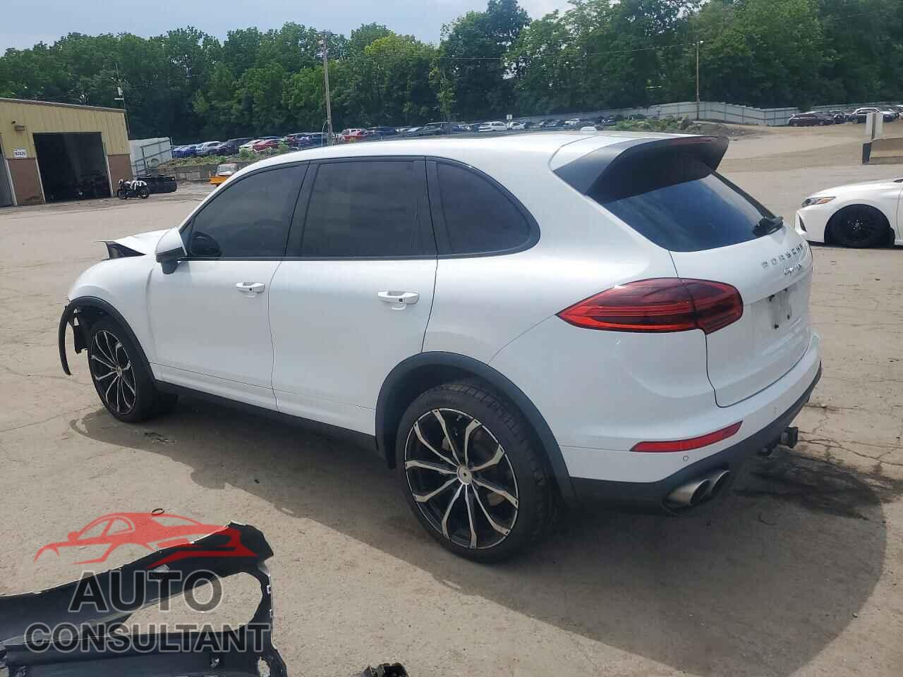 PORSCHE CAYENNE 2016 - WP1AB2A21GLA96576