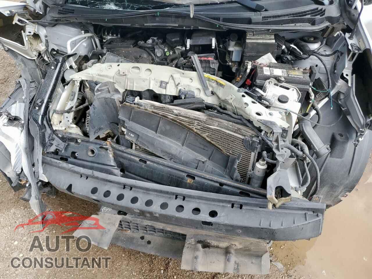 NISSAN VERSA 2019 - 3N1CE2CP3KL359015
