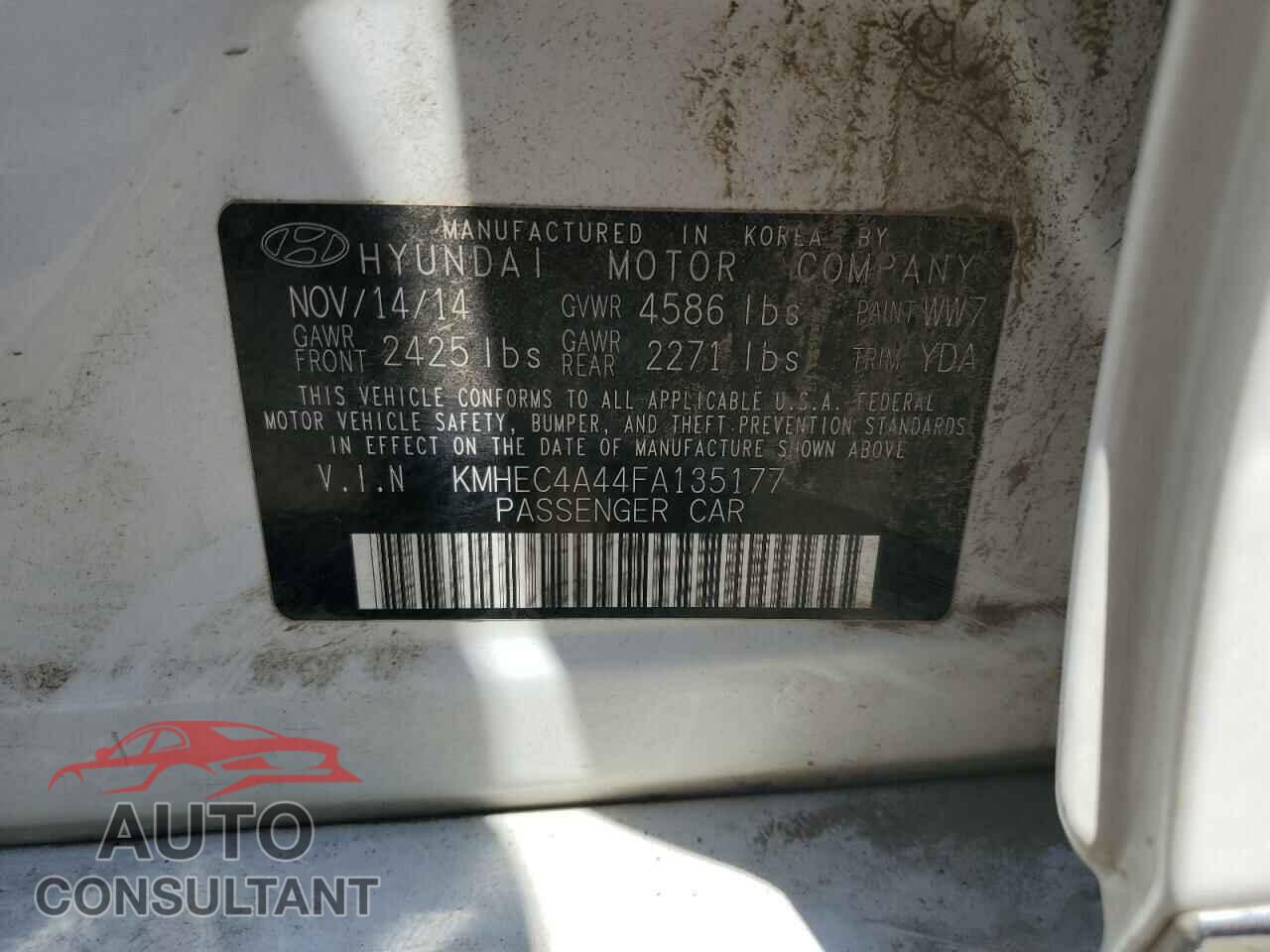 HYUNDAI SONATA 2015 - KMHEC4A44FA135177
