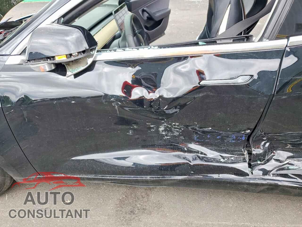 TESLA MODEL 3 2019 - 5YJ3E1EAXKF310649