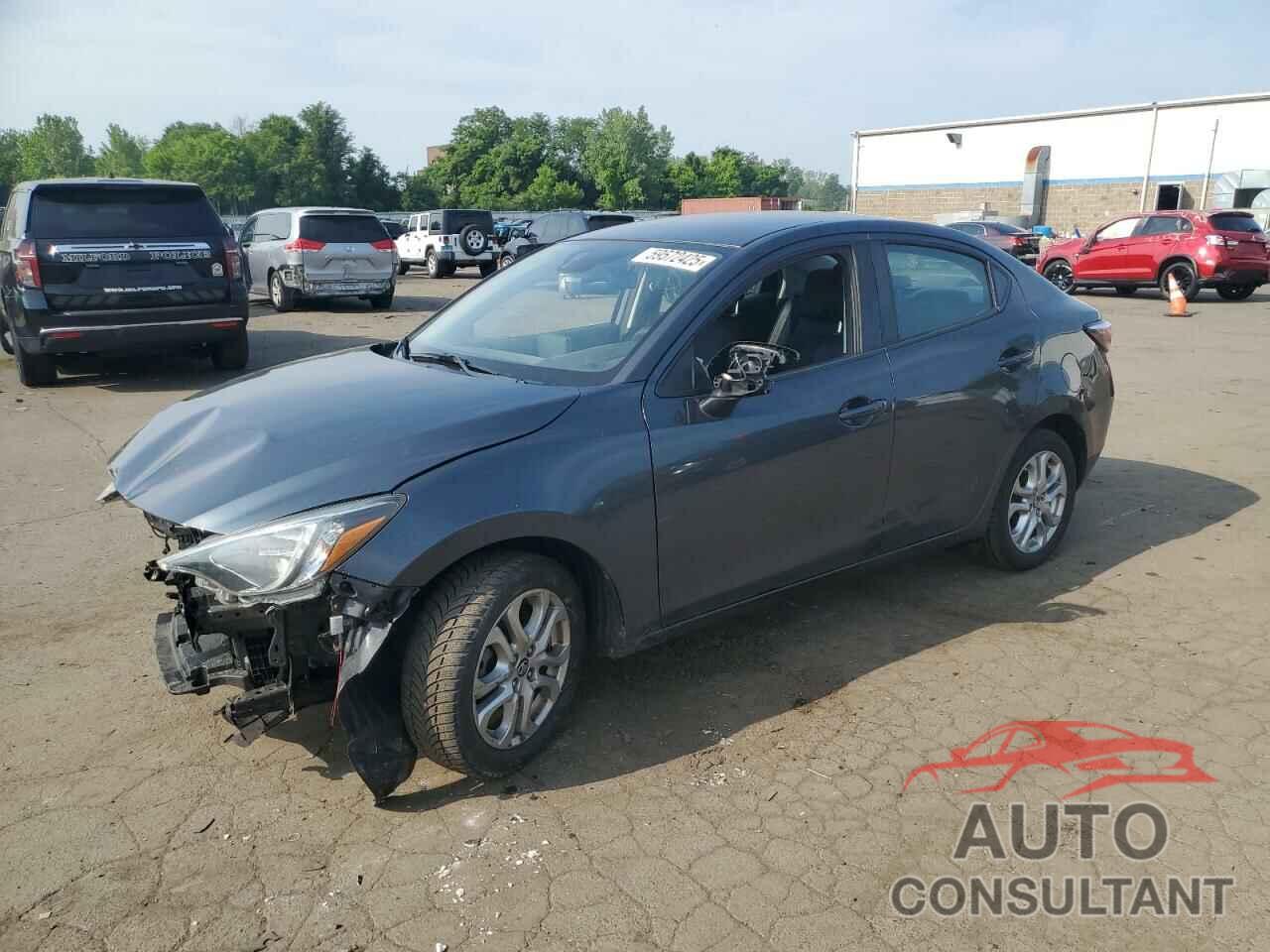 TOYOTA YARIS 2018 - 3MYDLBYV1JY332381