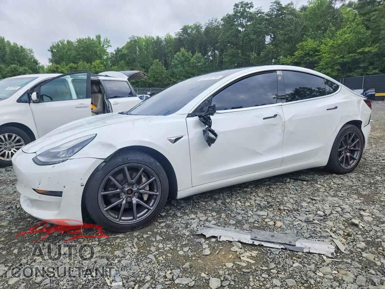 TESLA MODEL 3 2020 - 5YJ3E1EB4LF513689