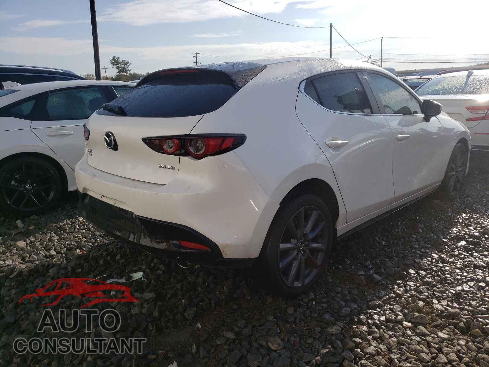 MAZDA 3 2021 - JM1BPBKL8M1329357