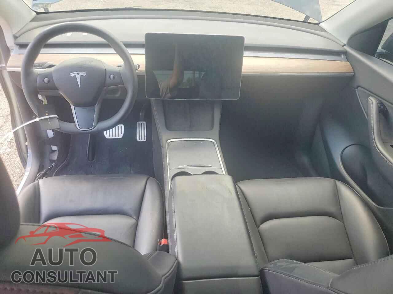 TESLA MODEL Y 2022 - 7SAYGDEF2NF399024