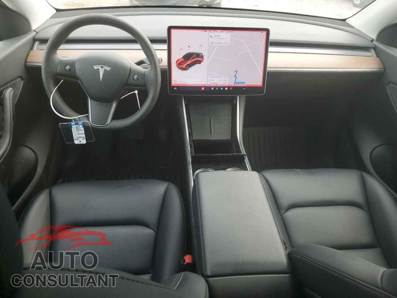 TESLA MODEL Y 2021 - 5YJYGDED5MF103553