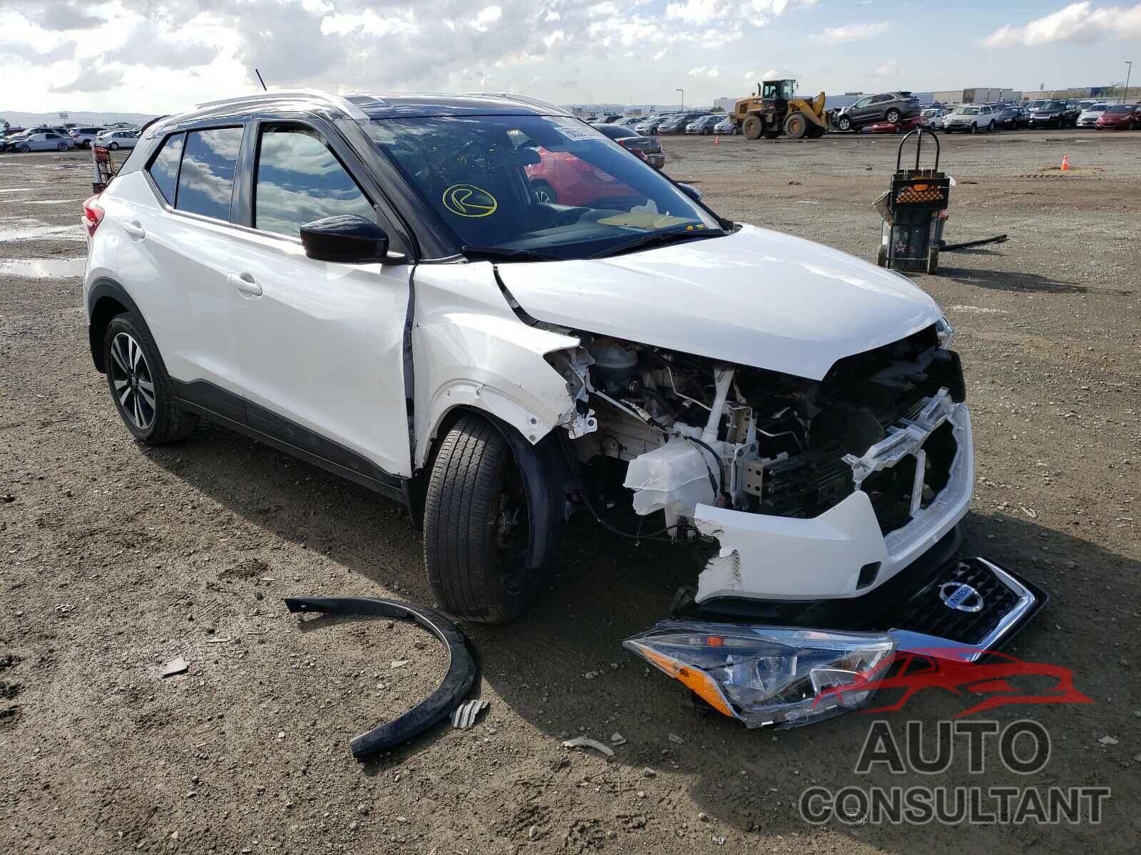 NISSAN KICKS 2018 - 3N1CP5CU3JL541040
