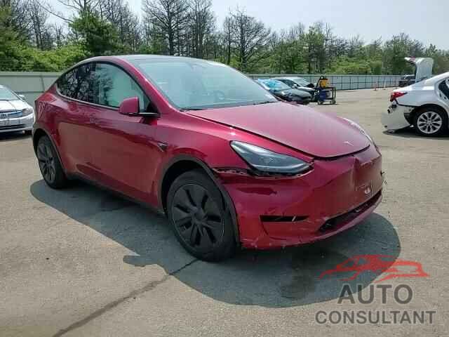 TESLA MODEL Y 2024 - 7SAYGDEE5RA305759