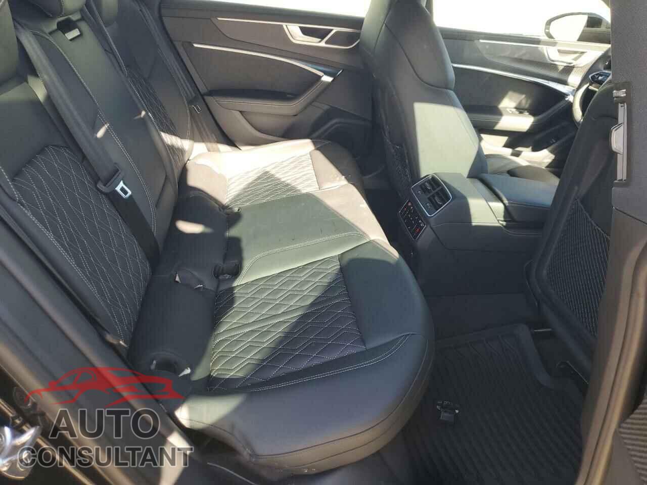 AUDI S7/RS7 2024 - WAURFBF2XRN010042