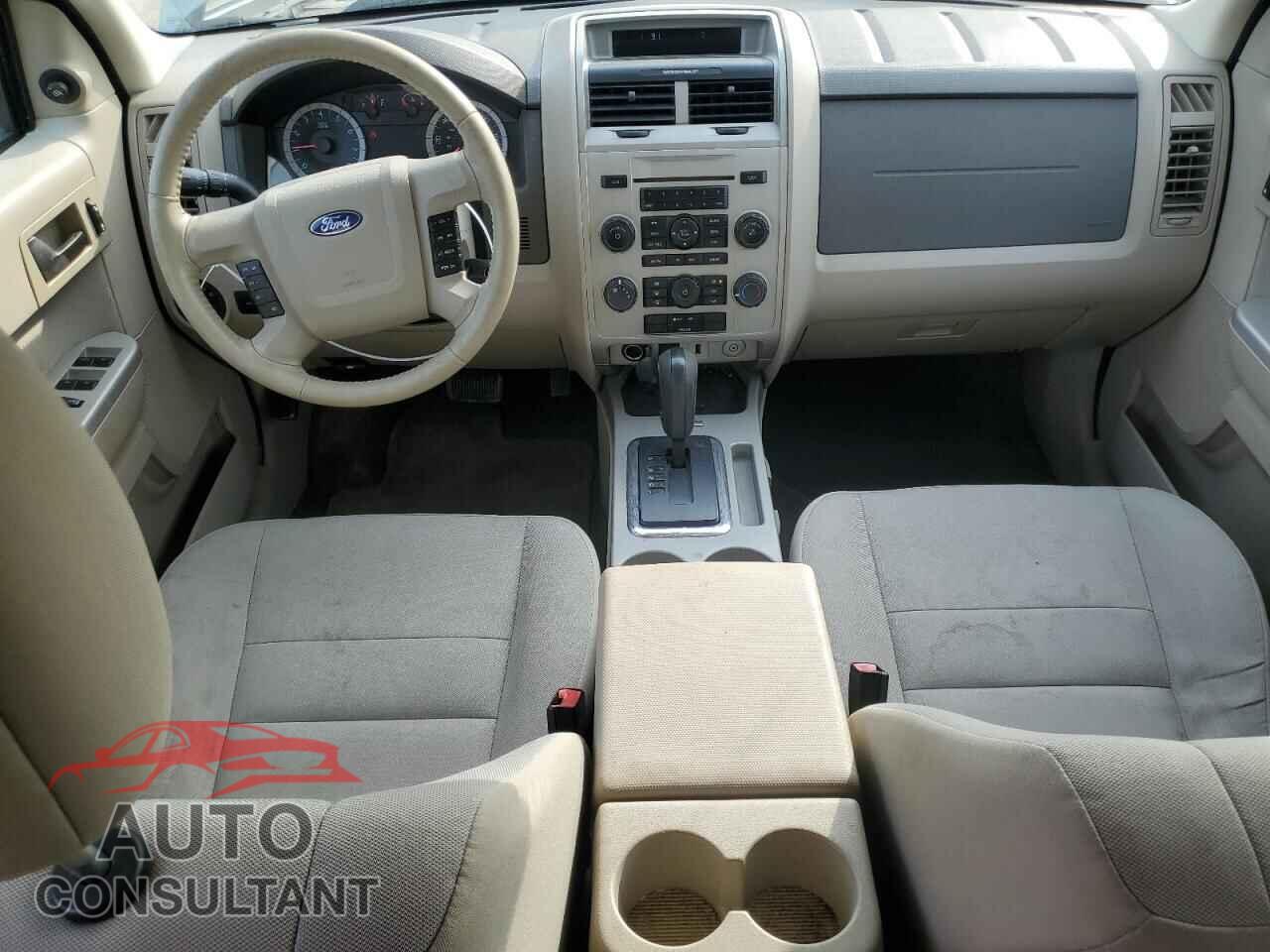 FORD ESCAPE 2011 - 1FMCU0D76BKB59424