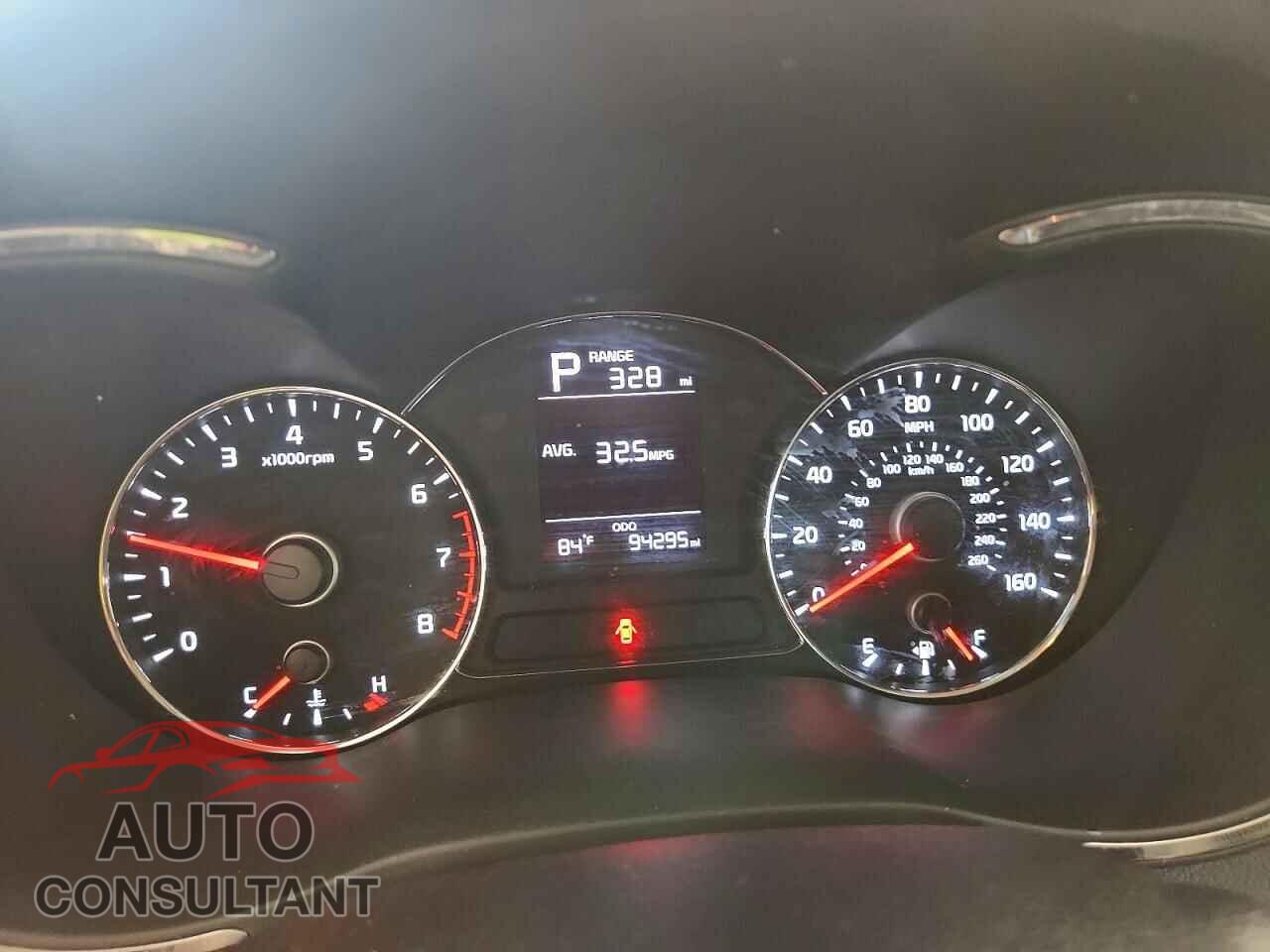 KIA FORTE 2018 - 3KPFK4A73JE244340