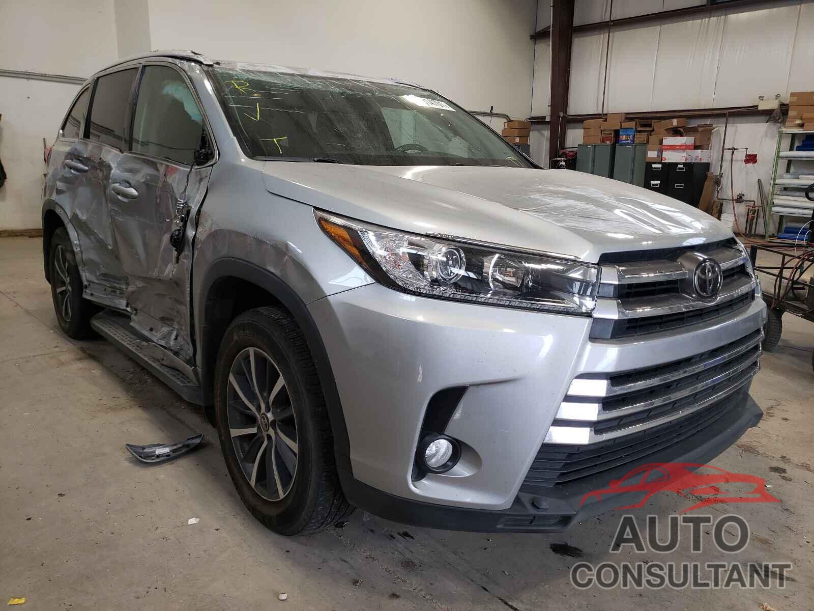 TOYOTA HIGHLANDER 2017 - 5TDJZRFH0HS412892