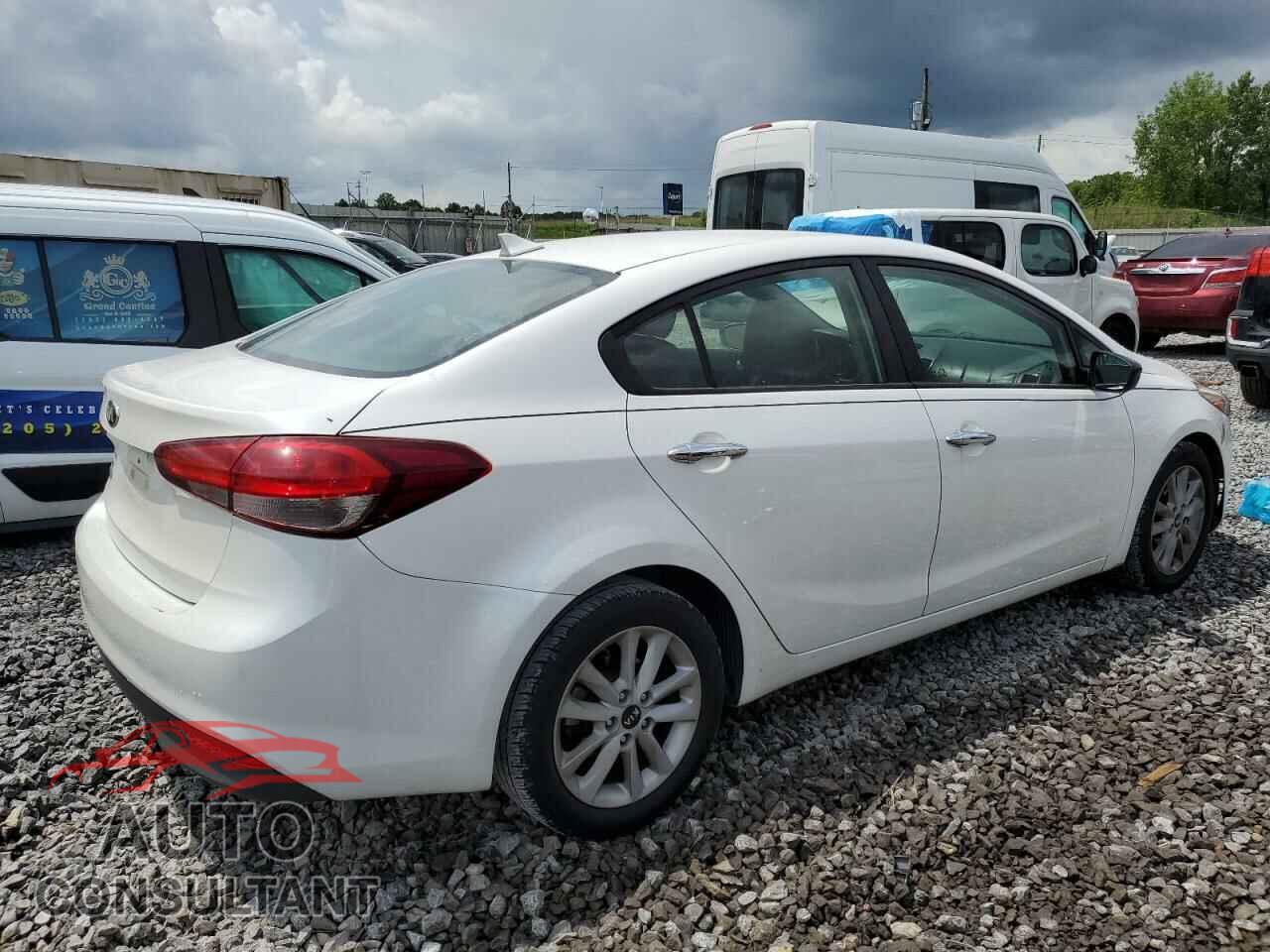 KIA FORTE 2017 - 3KPFL4A77HE016171