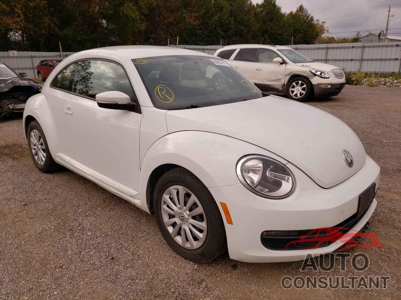 VOLKSWAGEN BEETLE 2016 - 3VWJ07AT2GM622223