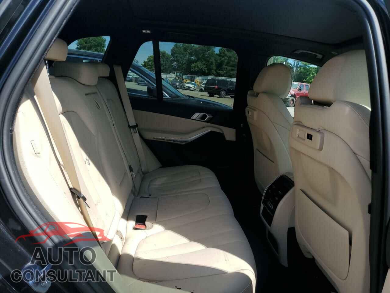 BMW X5 2019 - 5UXCR6C58KLL11687