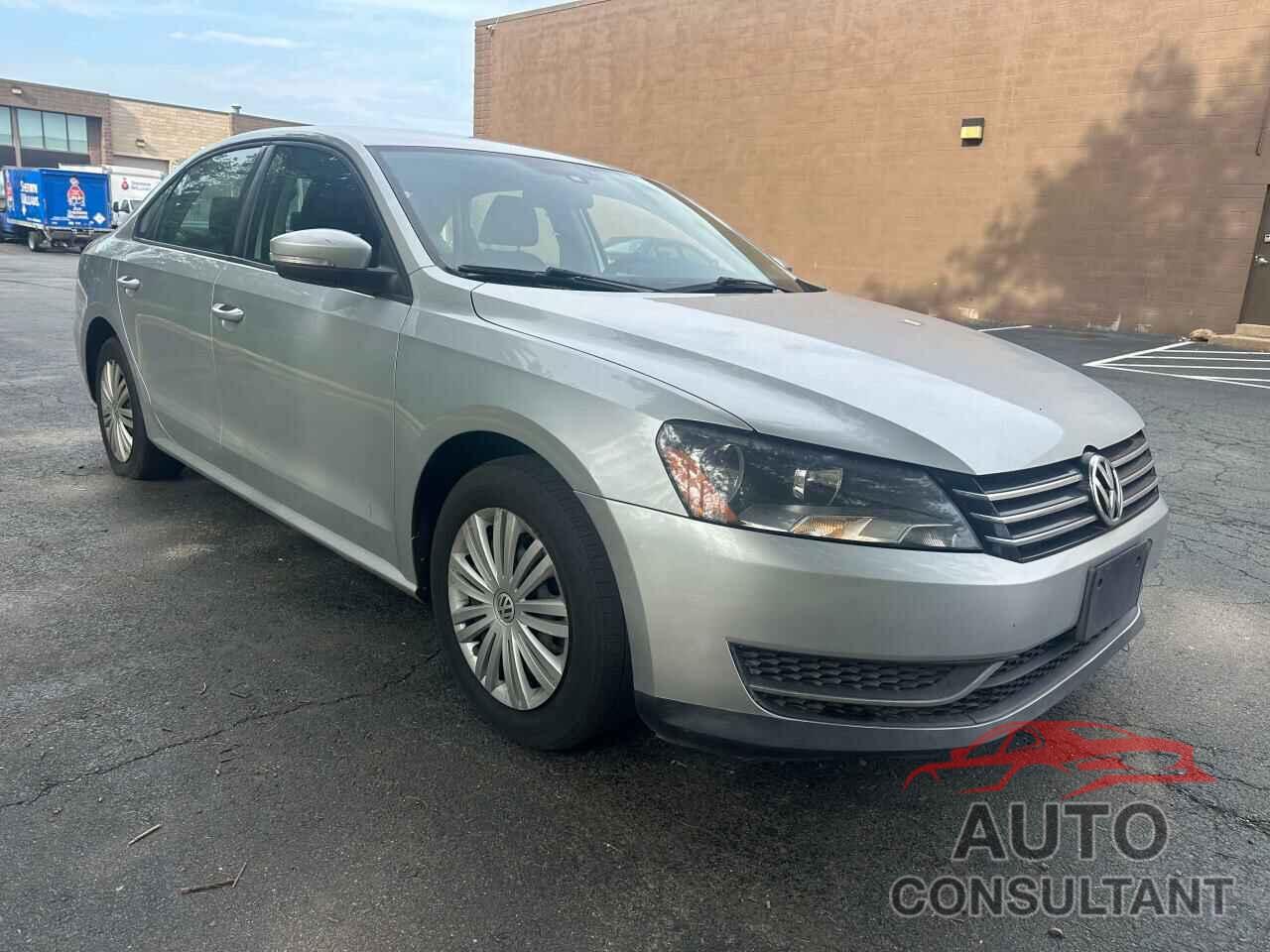 VOLKSWAGEN PASSAT 2014 - 1VWAT7A34EC065367