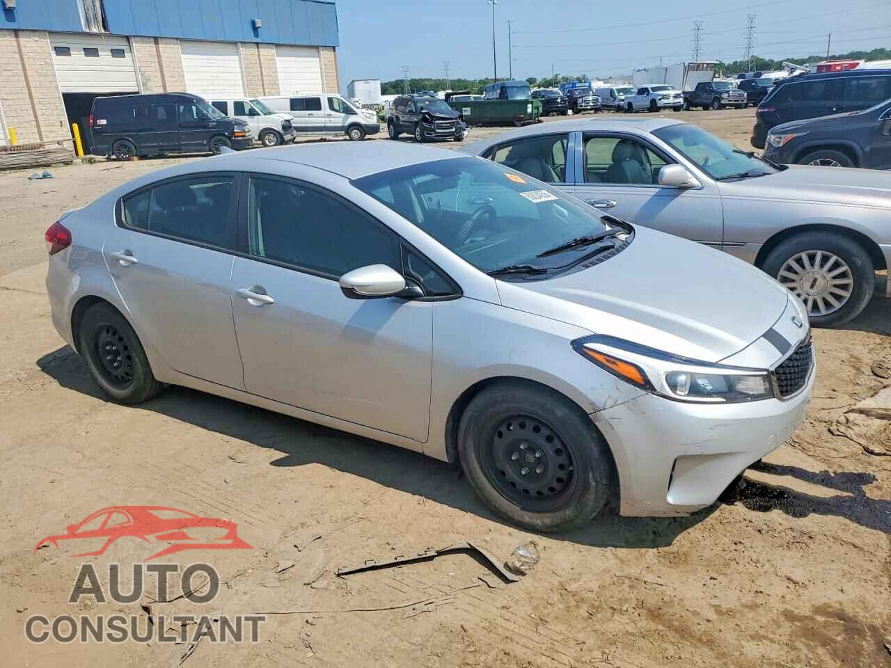 KIA FORTE 2017 - 3KPFK4A70HE027581
