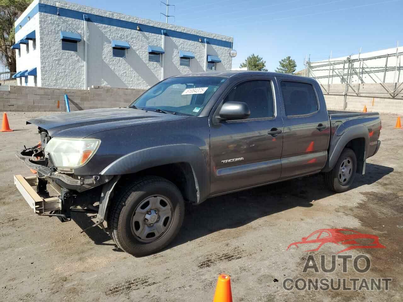 TOYOTA TACOMA 2015 - 5TFJX4CN6FX067720