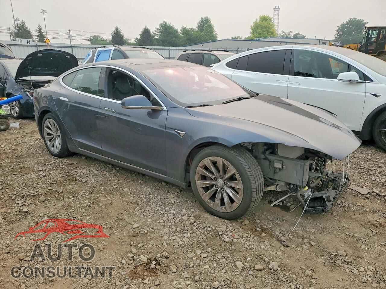 TESLA MODEL S 2017 - 5YJSA1E27HF201509