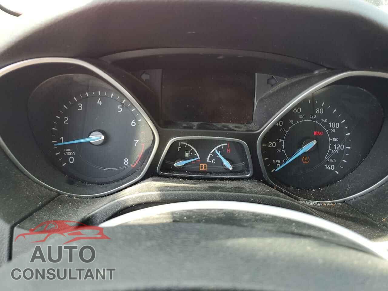 FORD FOCUS 2015 - 1FADP3K24FL354825