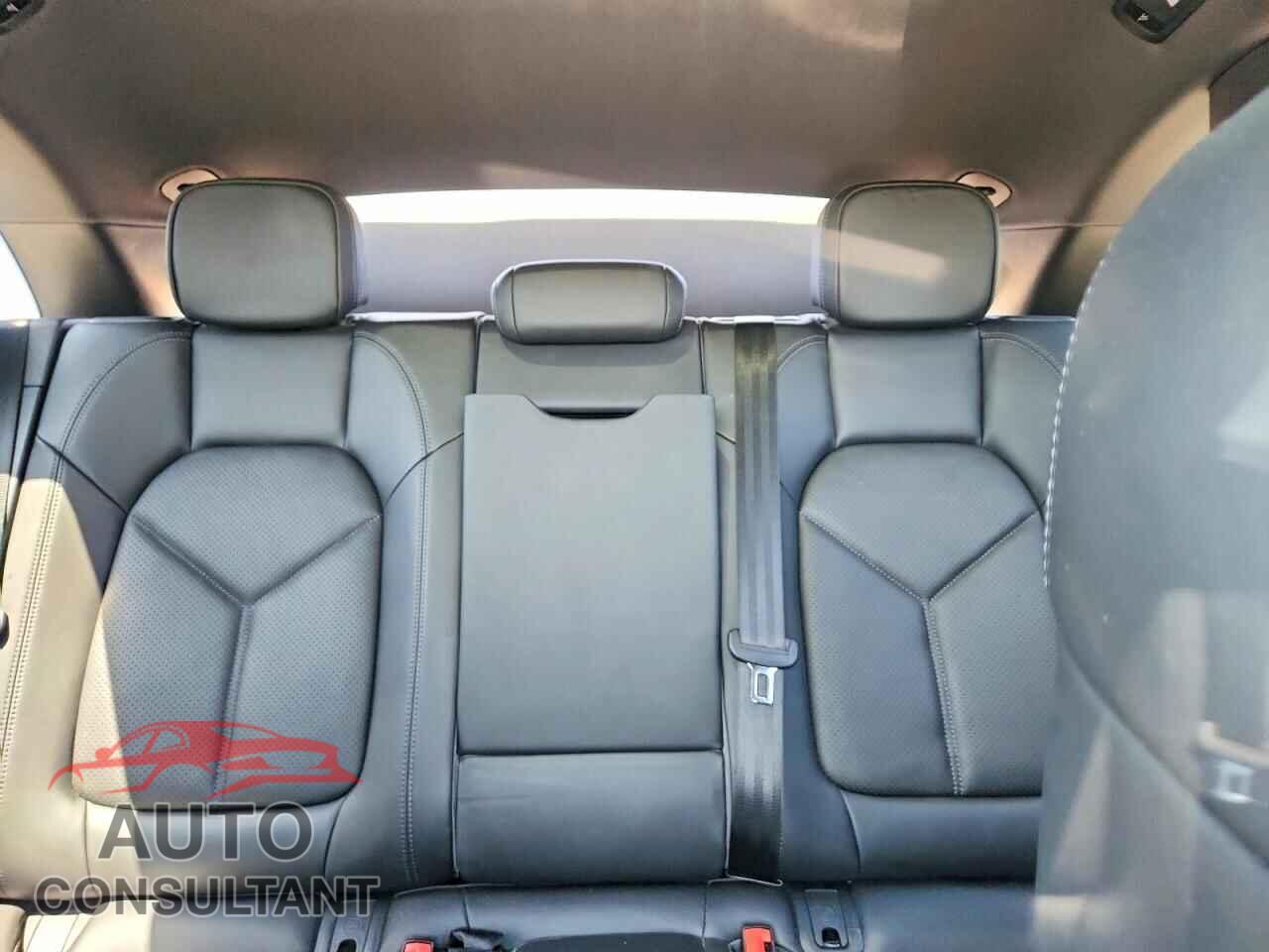 PORSCHE MACAN 2018 - WP1AA2A51JLB23778