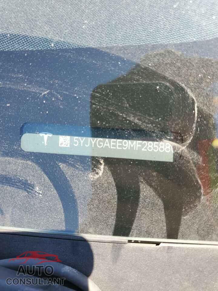 TESLA MODEL Y 2021 - 5YJYGAEE9MF285880