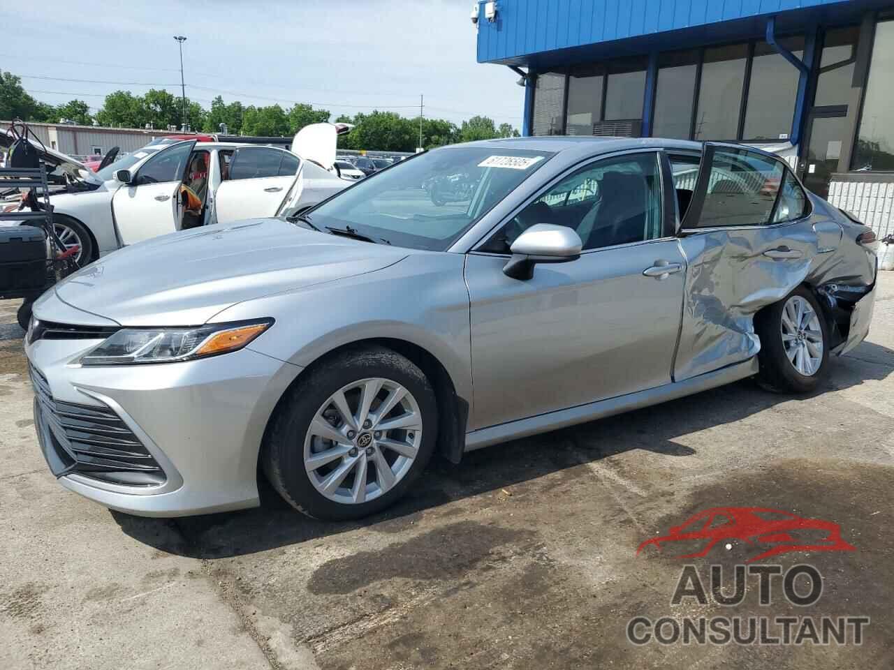 TOYOTA CAMRY 2021 - 4T1C11AKXMU602804