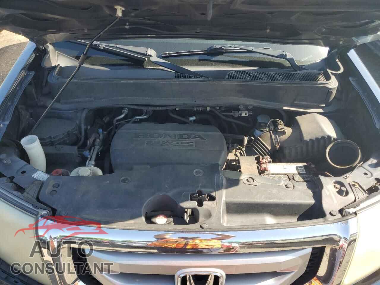 HONDA PILOT 2011 - 5FNYF4H74BB023022
