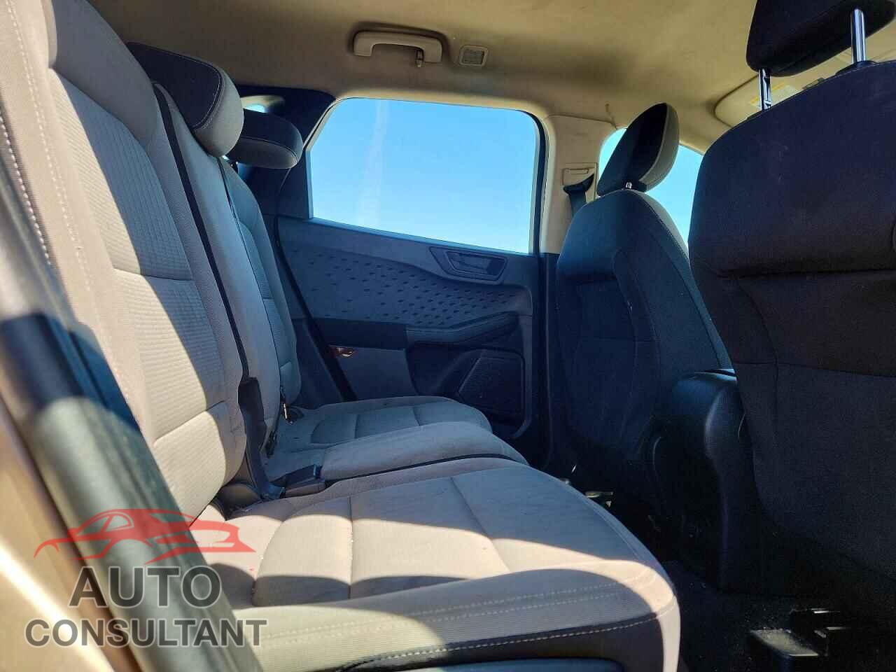FORD ESCAPE 2020 - 1FMCU0F63LUB57091