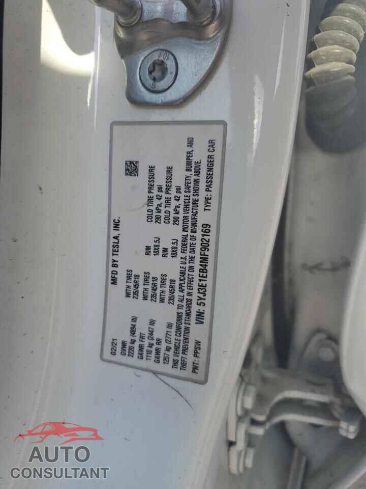 TESLA MODEL 3 2021 - 5YJ3E1EB4MF902169