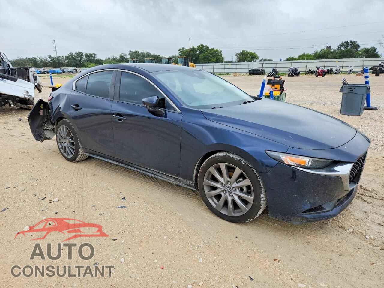 MAZDA 3 2019 - JM1BPACL6K1109253