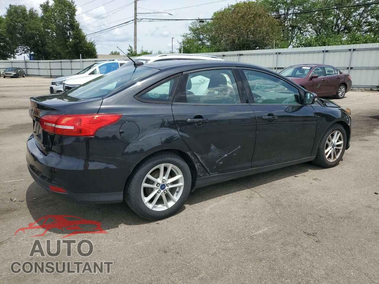 FORD FOCUS 2015 - 1FADP3F29FL208804
