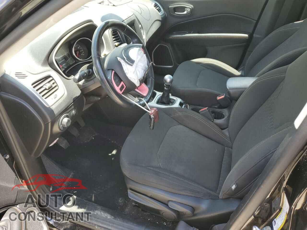 JEEP COMPASS 2020 - 3C4NJDAB1LT209281