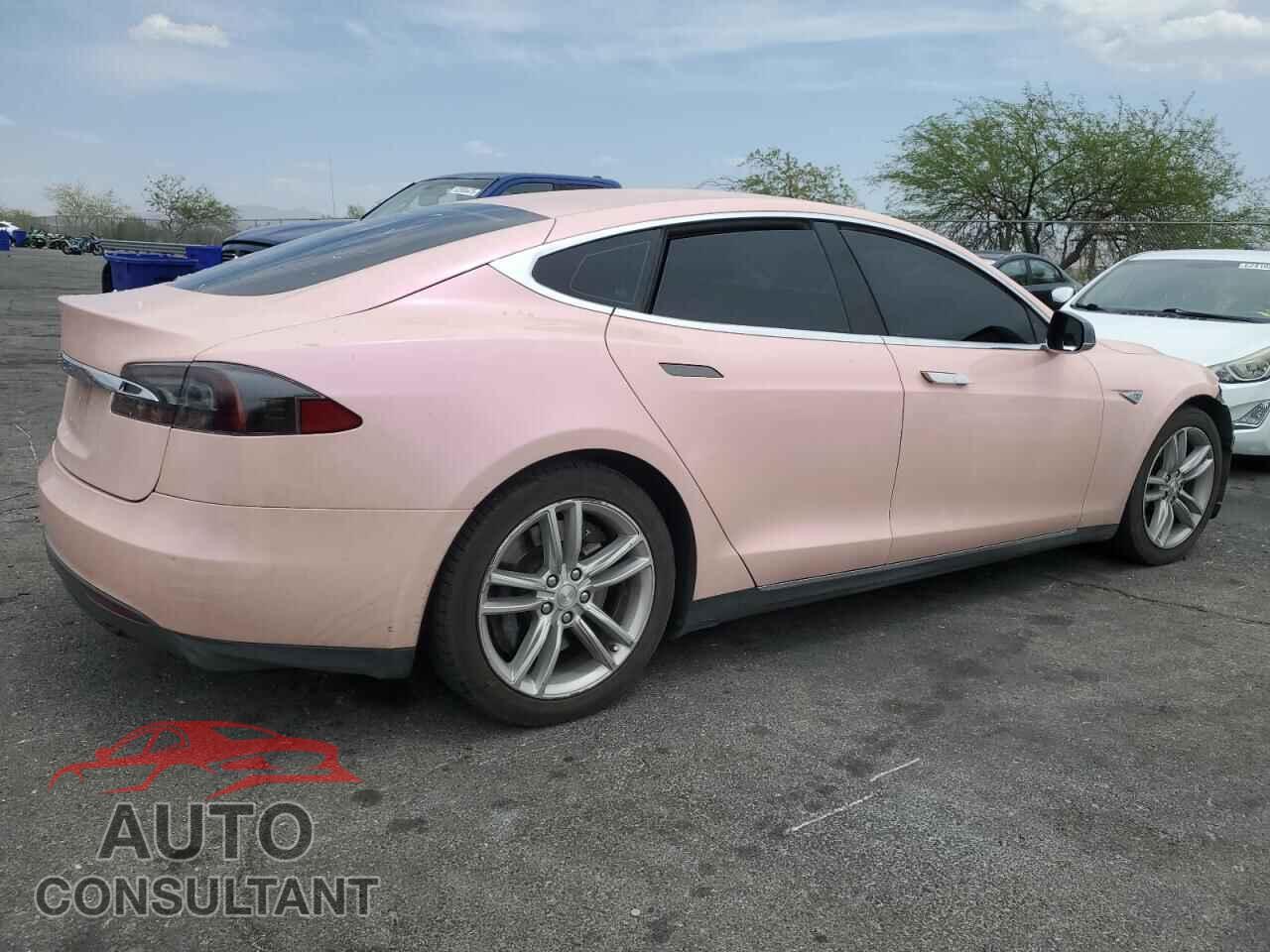 TESLA MODEL S 2015 - 5YJSA1E25FF106718