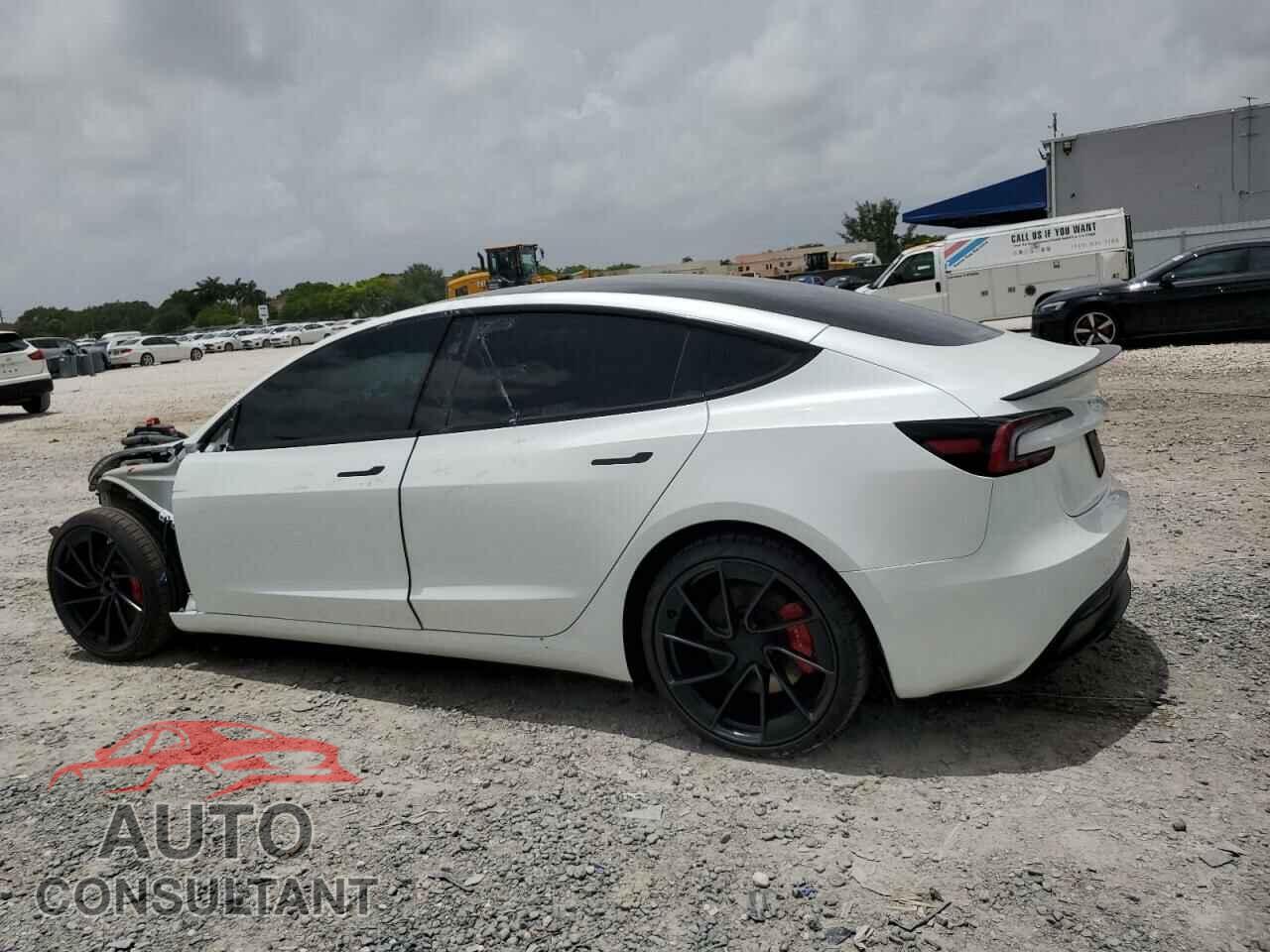 TESLA MODEL 3 2024 - 5YJ3E1ETXRF787397