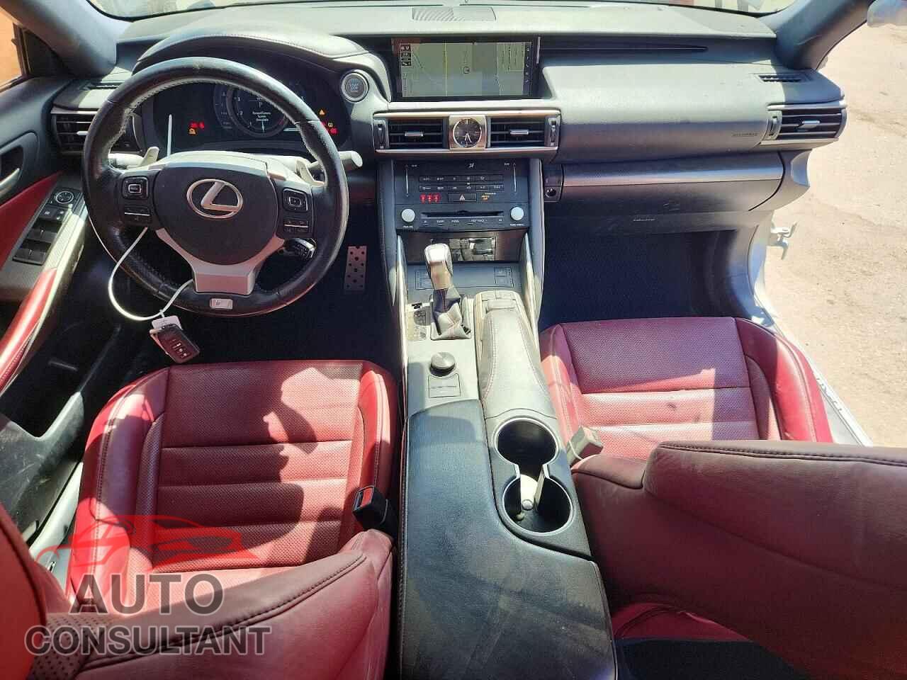 LEXUS IS 2017 - JTHBE1D27H5030203
