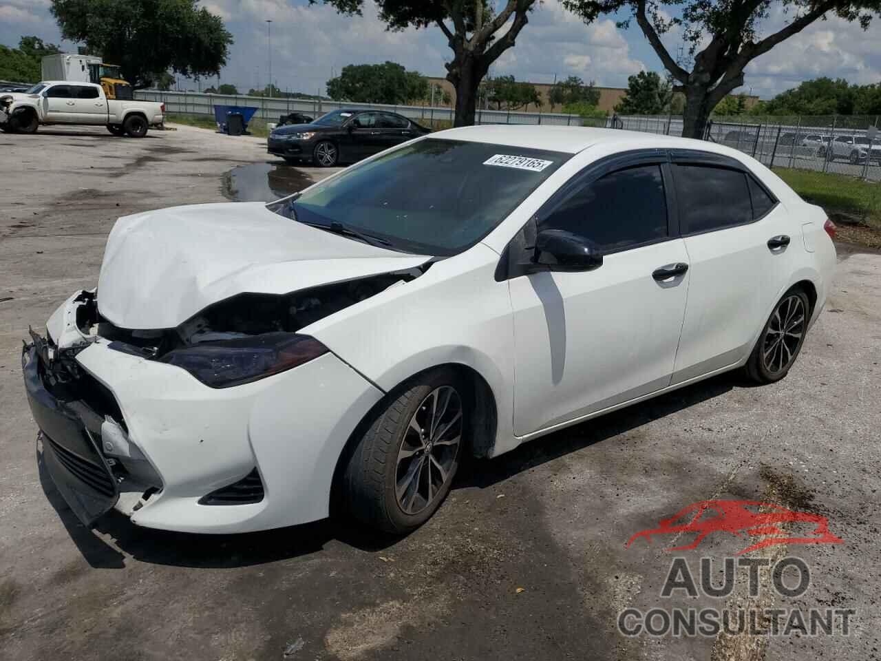 TOYOTA COROLLA 2018 - 2T1BURHE5JC014713