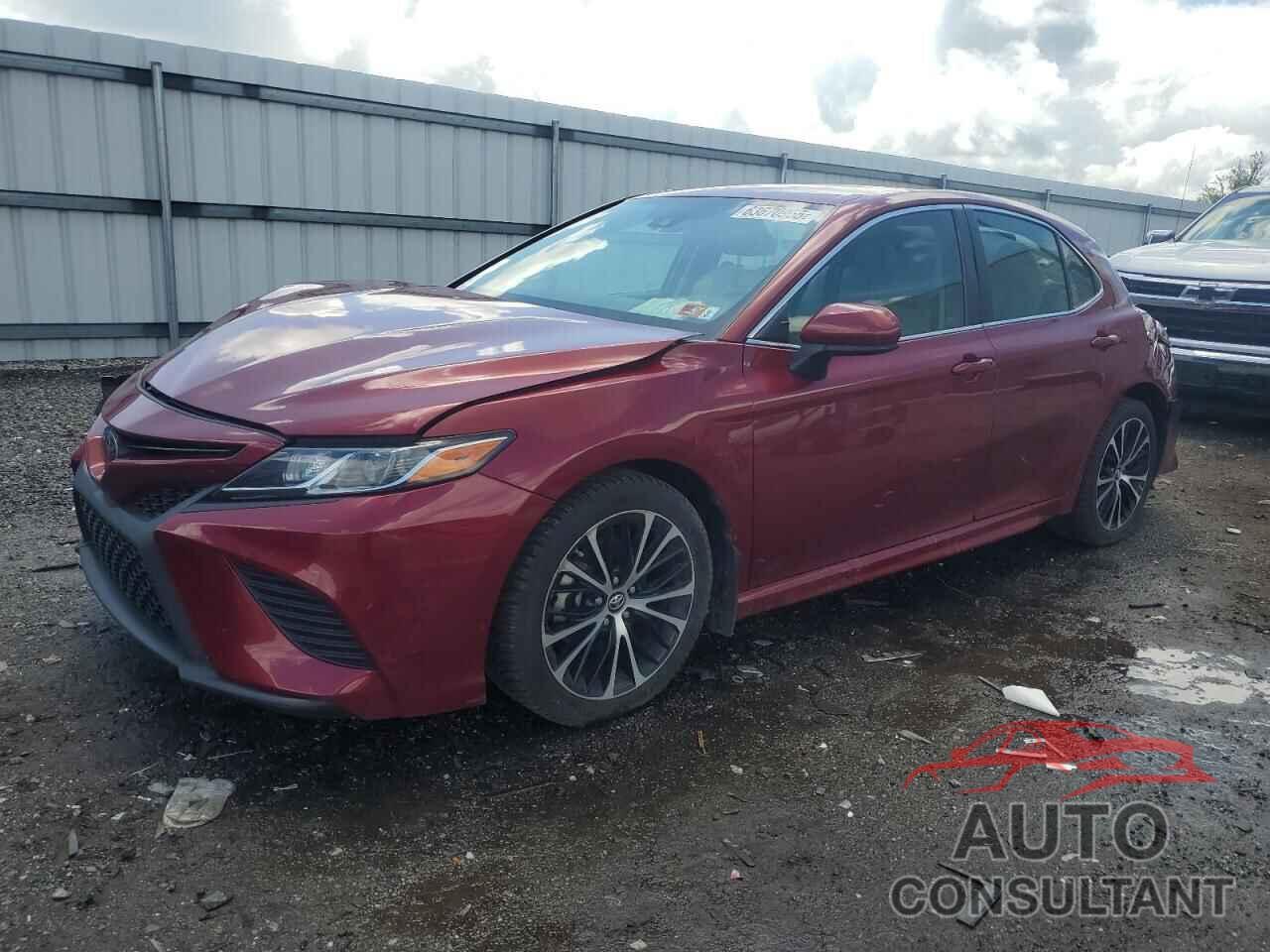 TOYOTA CAMRY 2018 - 4T1B11HK6JU673771
